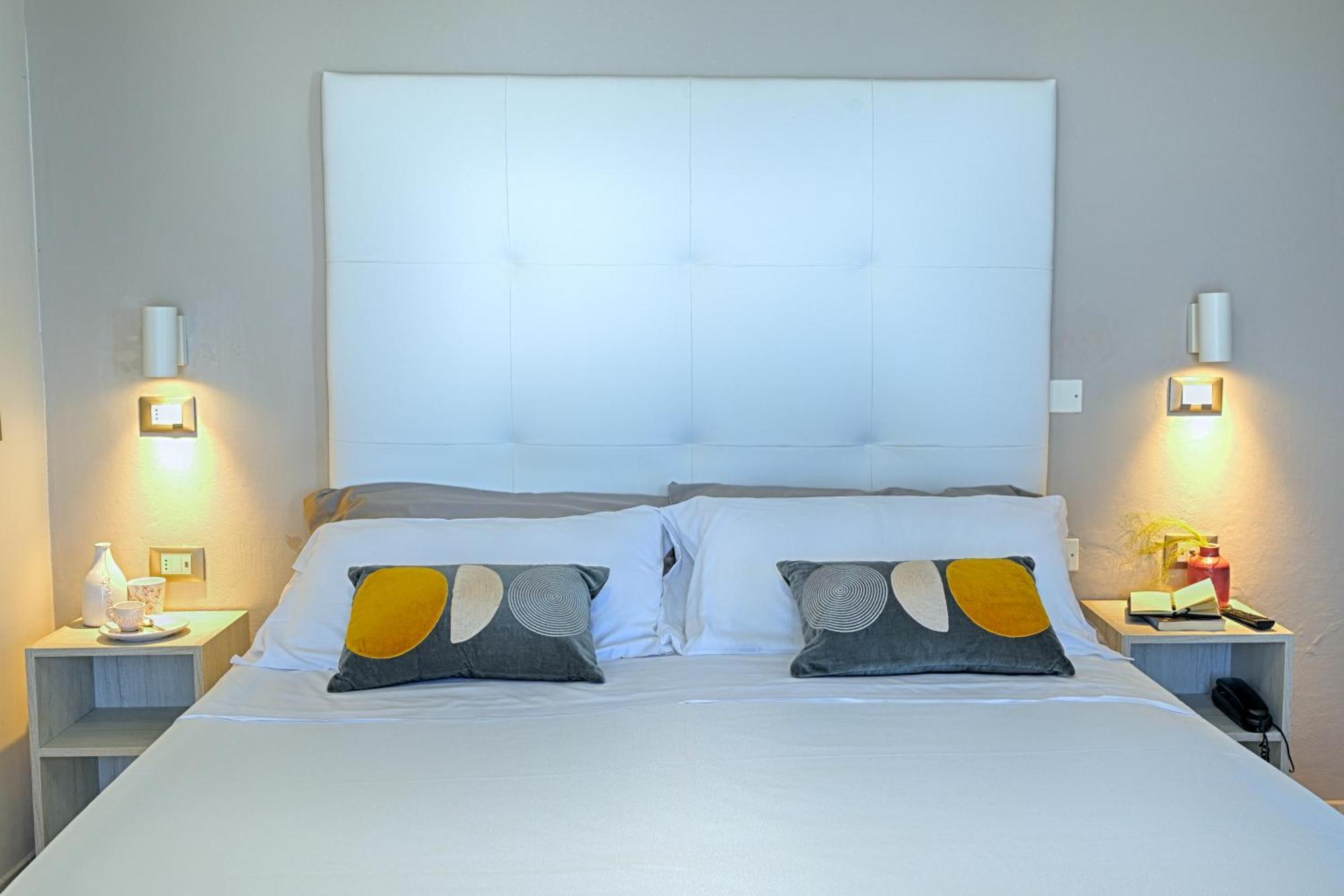 Hotel Deanna เบลลาเรีย-อีเจอา มารีนา ภายนอก รูปภาพ