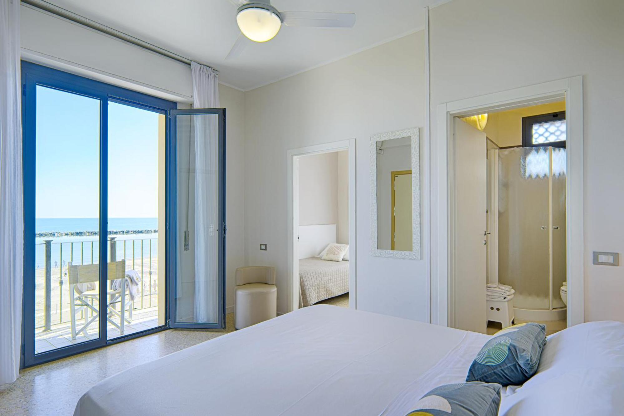 Hotel Deanna เบลลาเรีย-อีเจอา มารีนา ภายนอก รูปภาพ